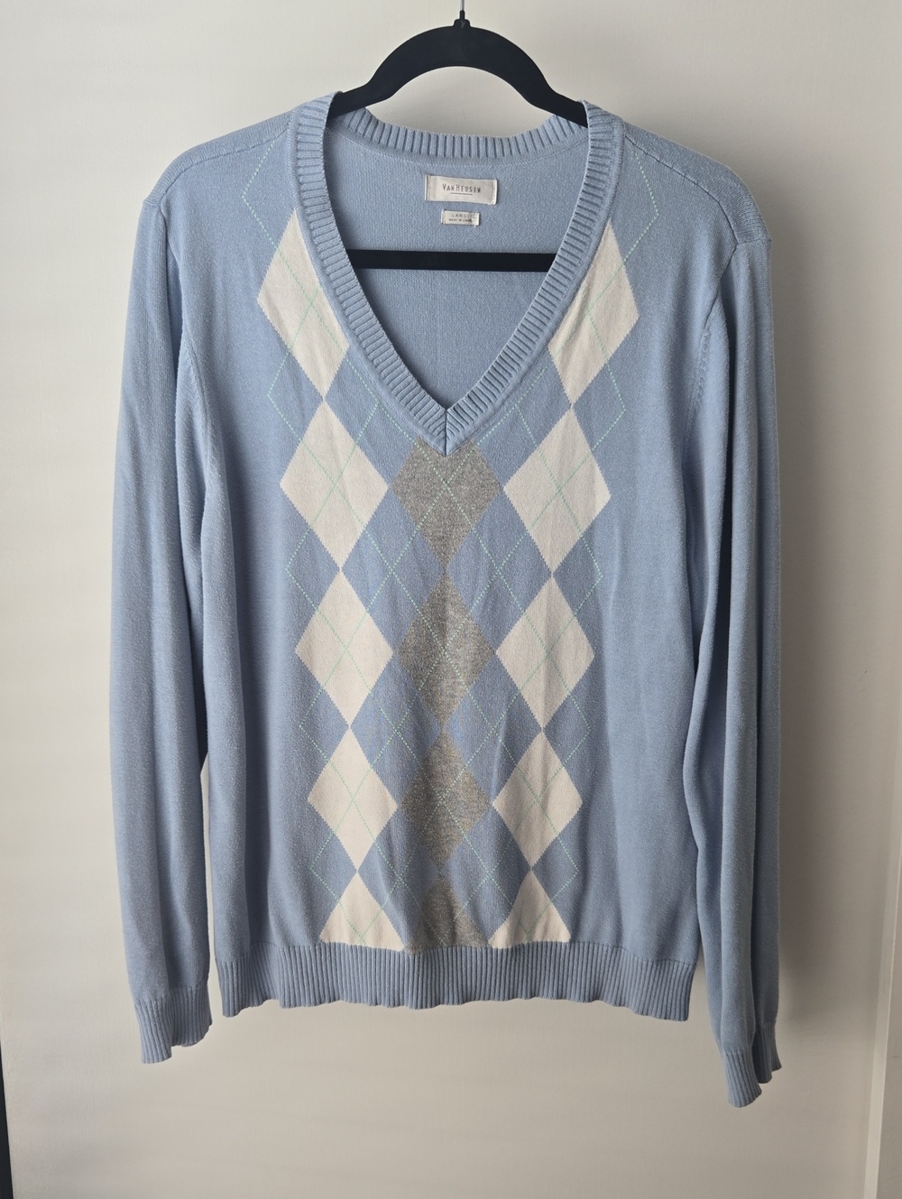 Soft Blue Argyle Front Knit Sweater. Size Large